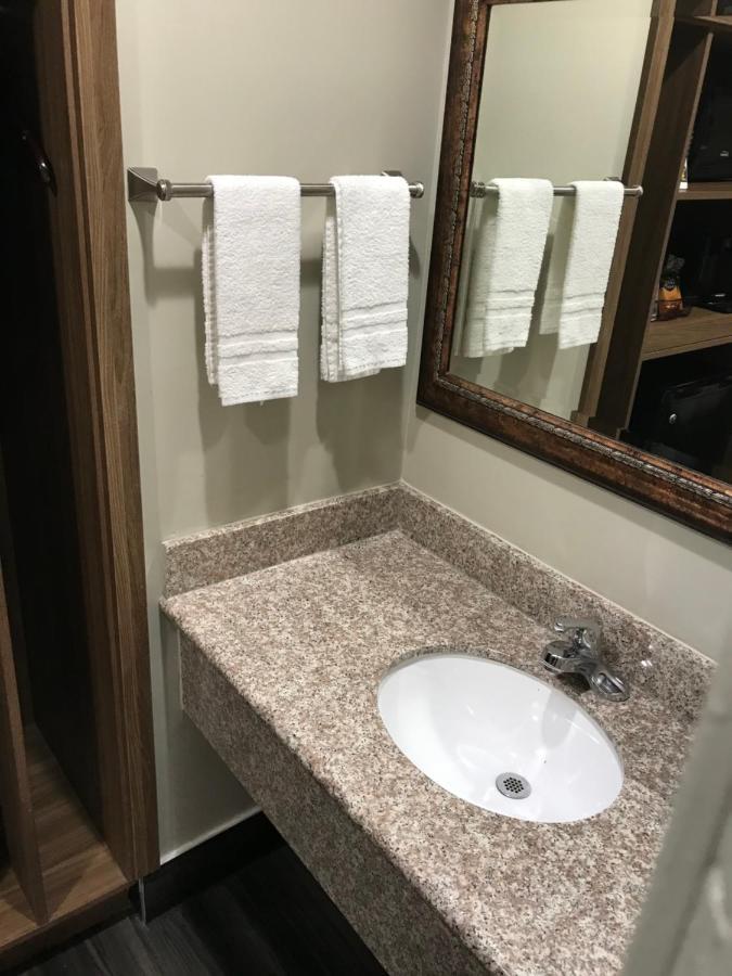 Hyland Inn Brea Εξωτερικό φωτογραφία